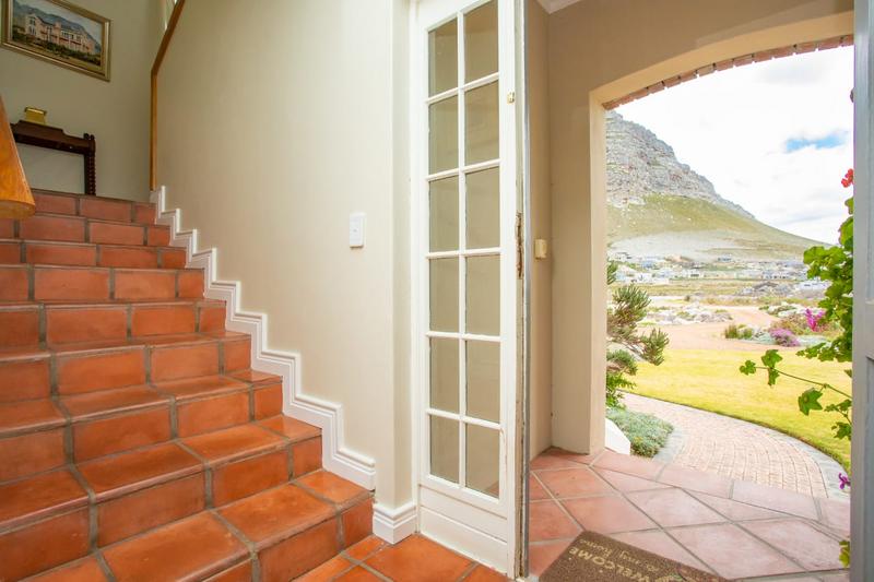 4 Bedroom Property for Sale in Bettys Bay Western Cape